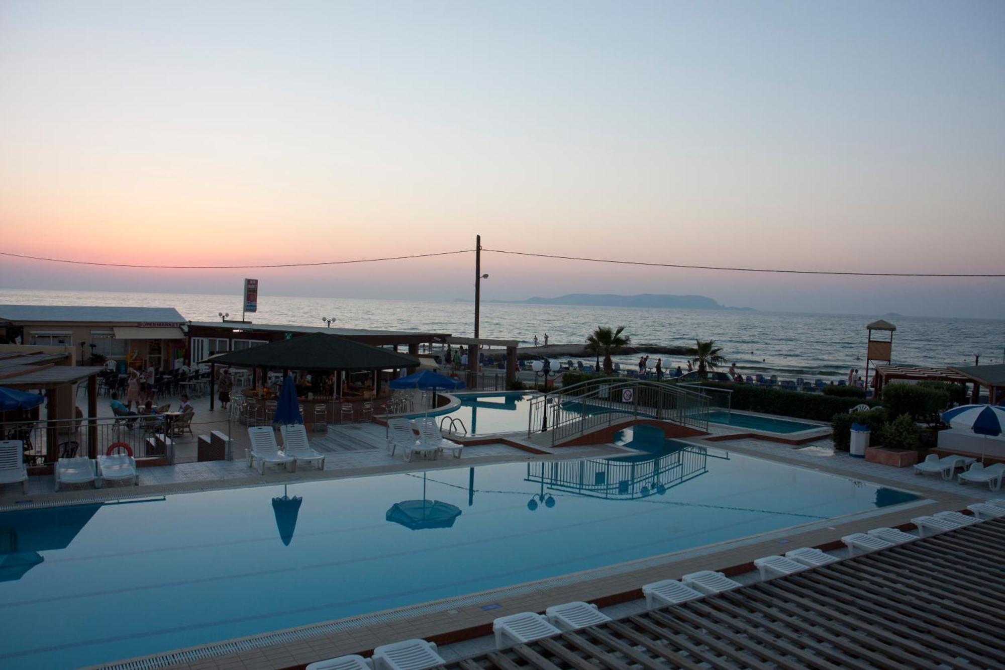 Astir Beach Hotel Guwes Zewnętrze zdjęcie